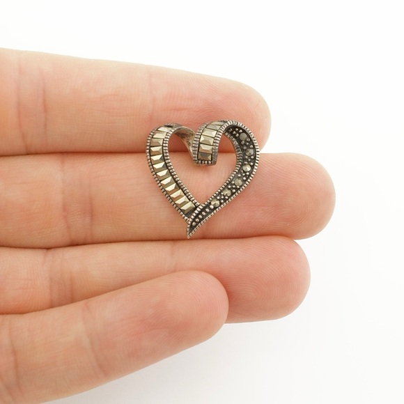 Vintage Sterling Silver Marcasite Open Heart Necklace Pendant - Picture 5 of 5